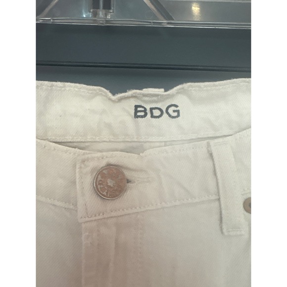 BDG Urban Outfitters Slim Boyfriend Distressed Patch Jeans Ivory Off White - Picture 2 of 9